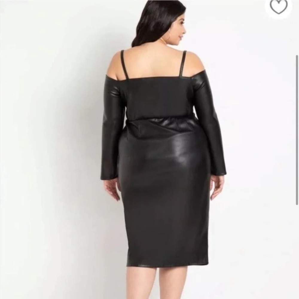 NWT Eloquii Black Long Sleeve Dress. Size 18. - Picture 3 of 7